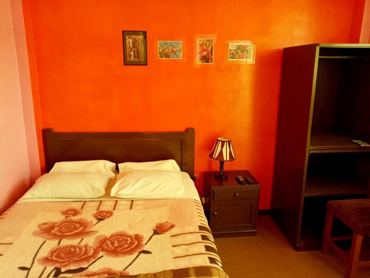 Pensión La Casa Del Manzano *